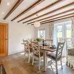 3 Bed In Oc-w30775 Nyaraló