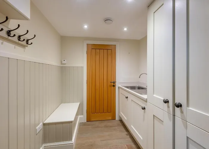 3 Bed In Oc-w30775 * West Burton