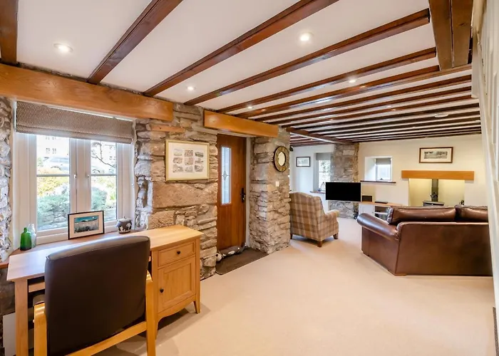 3 Bed In Oc-w30775 West Burton