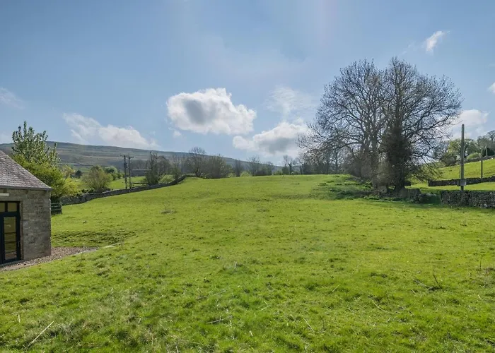 3 Bed In Oc-w30775 West Burton