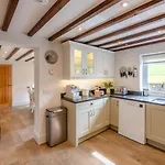 3 Bed In Oc-w30775 * West Burton